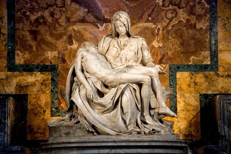 pietà michelangelo